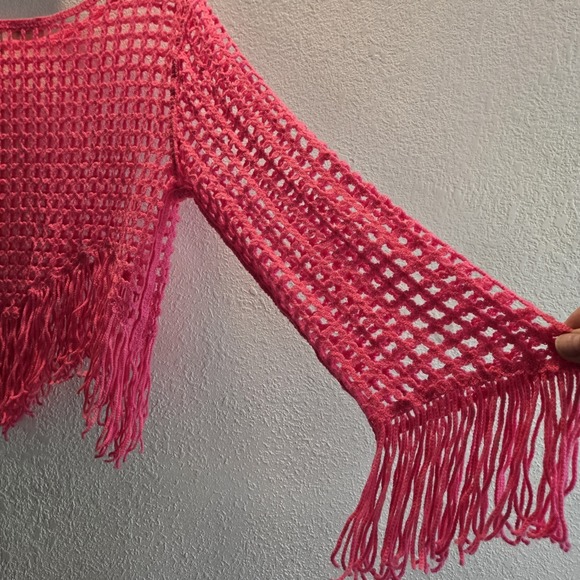 Pink Crochet Fringe Sweater Womens M Boho Festival Coachella Beach Cover Up Top - Picture 7 of 7